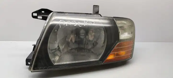 Mitsubishi Pajero (1999 - 2003) 10087507 Передняя фара — фото 1