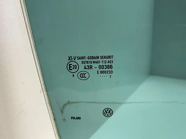 Volkswagen Touareg II (2010 - 2018) 7P5845025A Стекло задней двери — фото 2