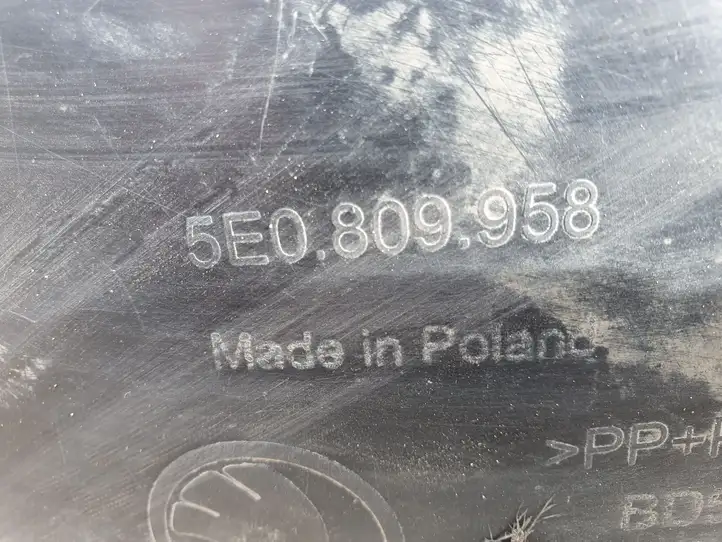 Skoda Octavia Mk3 (5E) (2013 - 2019) 5E0809958 Подкрылок колесной арки — фото 4