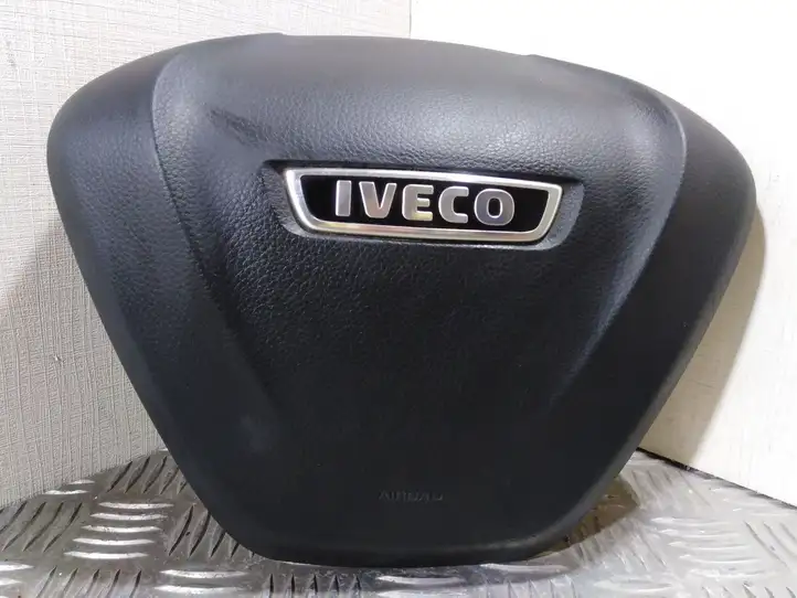 Iveco Daily Daily 6th gen (2012 - 2020) 05801943743 Подушка безопасности руля — фото 1