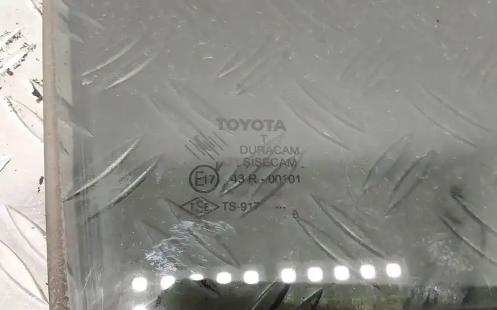 Toyota Corolla Verso AR10 (2004 - 2009) Стекло задней двери — фото 3
