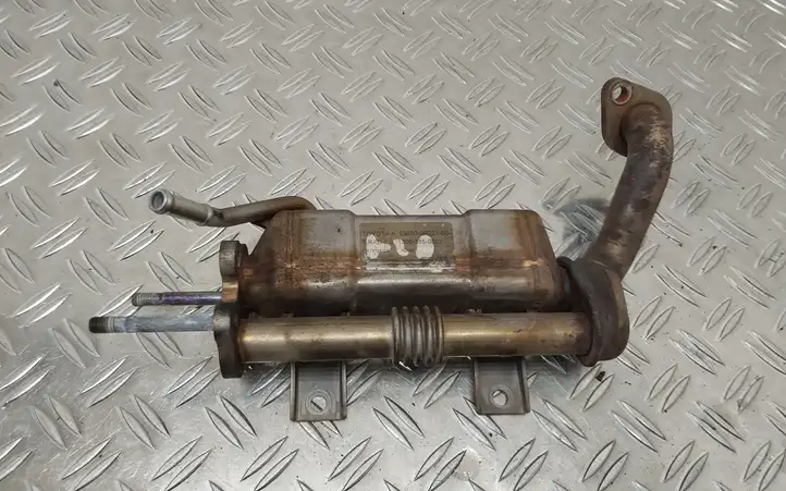 Toyota Corolla Verso AR10 (2004 - 2009) 256800R02100 Охладитель клапана EGR — фото 1