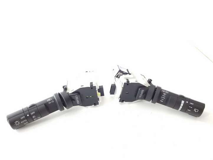 Nissan Qashqai (2010 - 2013)  NILES14425 Комплект ручек