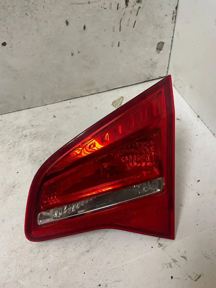 Opel Meriva B (2010 - 2014) 21628003 Задний фонарь в крышке багажника — фото 1