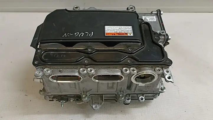 Toyota Prius (XW30) (2009 - 2015) G920047201 Инвертор напряжения — фото 7