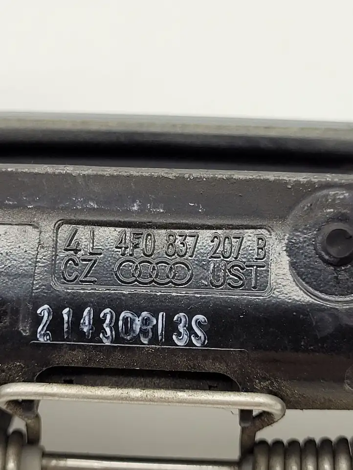 Audi A6 S6 C6 4F (2008 - 2011) 4F0837207B Наружная ручка двери — фото 4