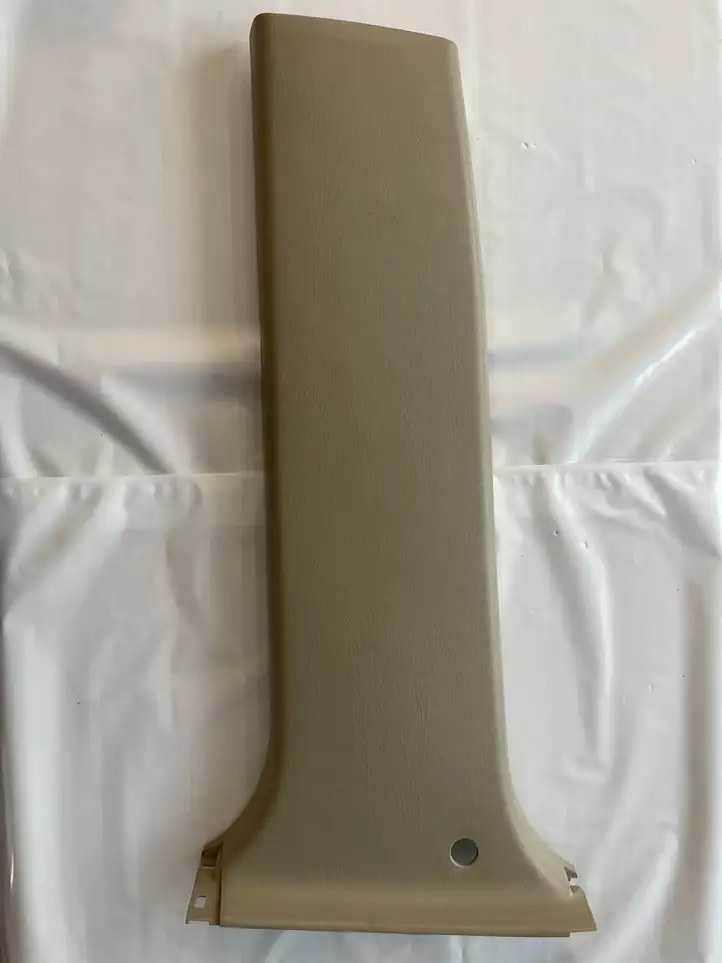 Toyota Land Cruiser (J120) (2002 - 2009) 6241460071 Нижняя обшивка стойки B — фото 1