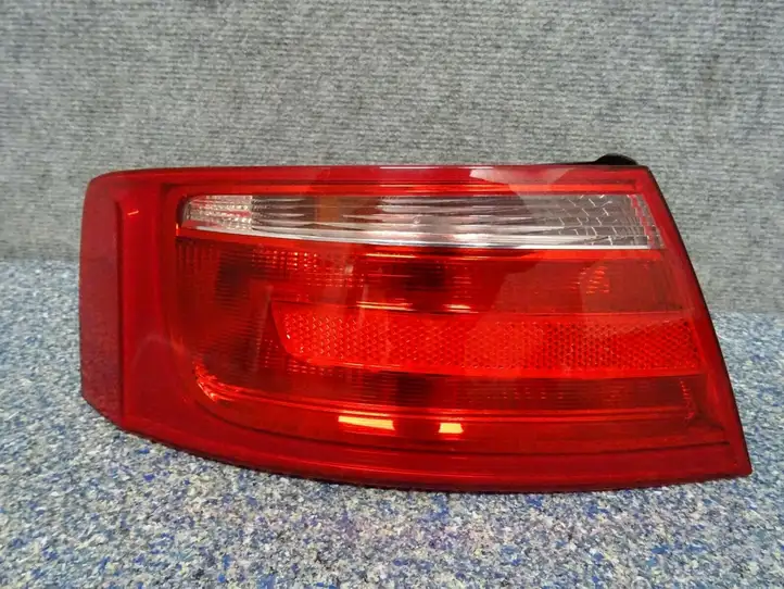 Audi A5 8T 8F (2007 - 2011) 8T0945095 Задний фонарь в кузове — фото 1