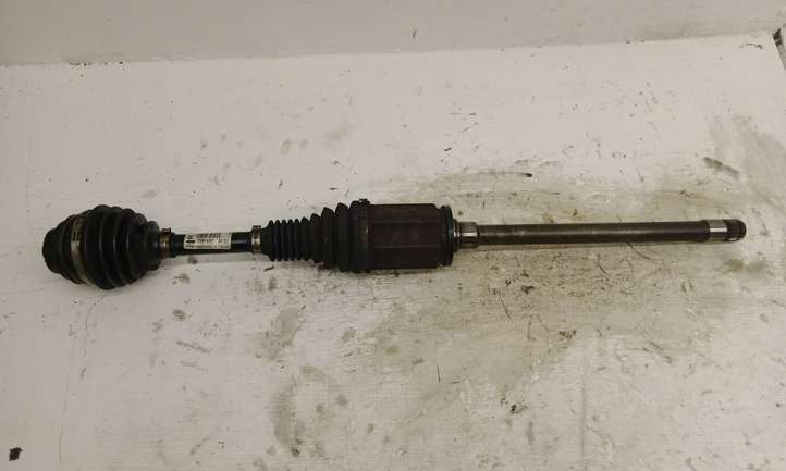 BMW X1 E84 (2009 - 2015)  7591682 Передняя полуось