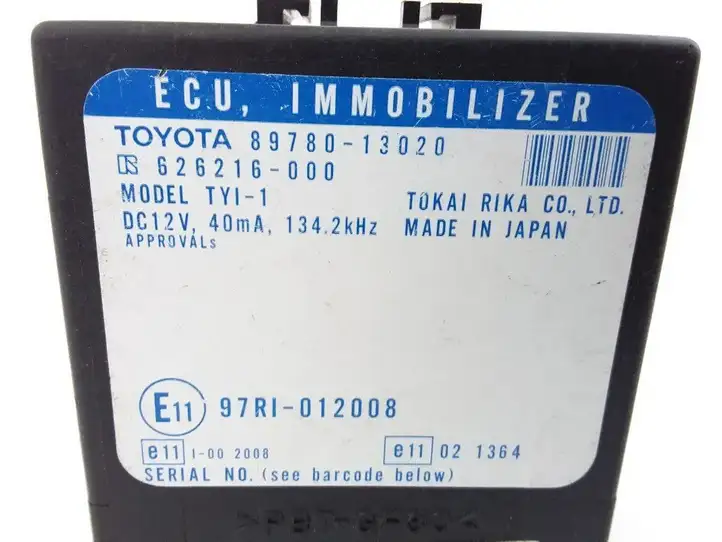 Toyota Corolla E120 E130 (2000 - 2004) 8978013020 Блок иммобилайзера — фото 4