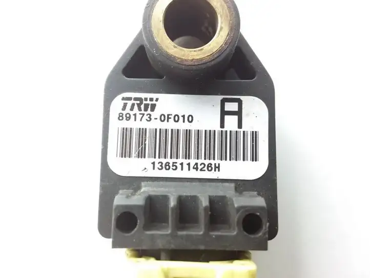 Toyota Corolla Verso AR10 (2004 - 2009) 891730F010 Датчик удара SRS — фото 3