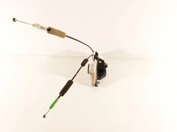 Toyota Prius (XW30) (2009 - 2015) Замок передней двери — фото 3