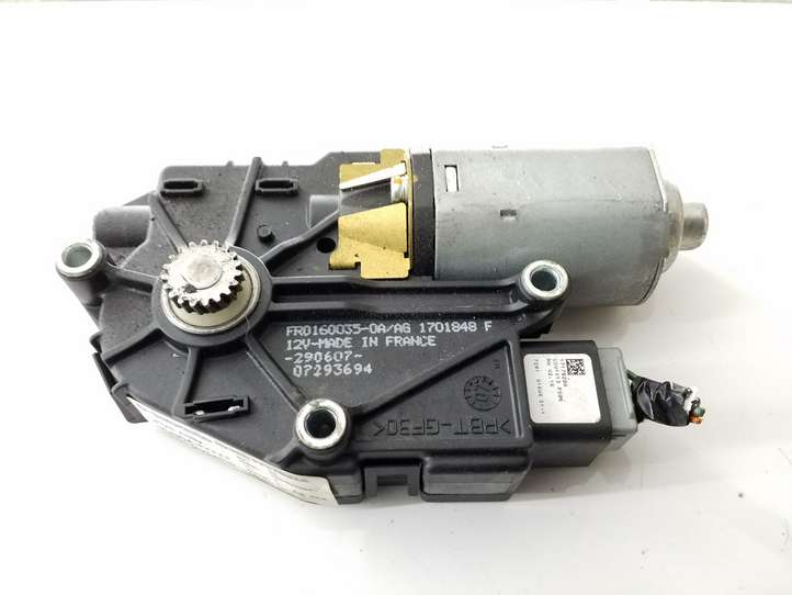 Honda CR-V (2006 - 2009)  70450DMGE010 Двигатель привода люка-крыши