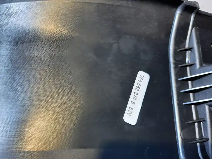 Porsche Cayenne (92A) (2011 - 2017) 7P0853370B Нижняя обшивка стойки B — фото 3