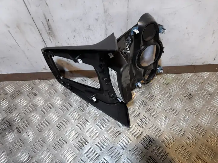 Ford Fiesta (2013 - 2017) D2BB18D422 Прочие детали салона — фото 2