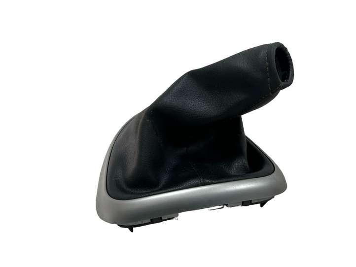 Nissan Qashqai (2006 - 2010)  96935JD000 Отделка рычага переключения передач (кожа, головка)