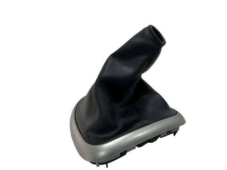 Nissan Qashqai (2006 - 2010)  96935JD000 Отделка рычага переключения передач (кожа, головка)