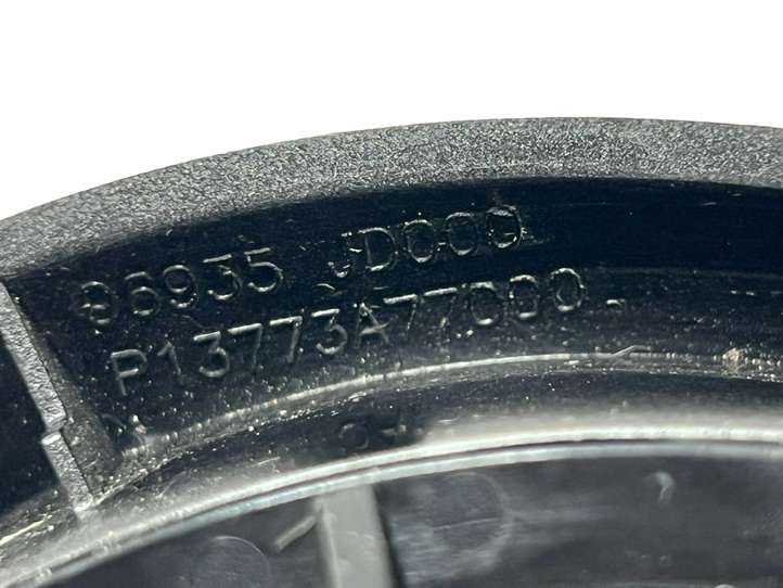 Nissan Qashqai (2006 - 2010)  96935JD000 Отделка рычага переключения передач (кожа, головка)