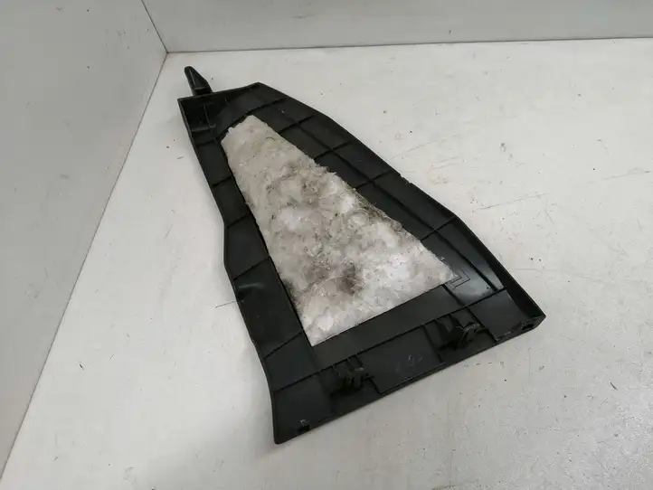 Toyota Prius (XW30) (2009 - 2015) 5881647020 Прочие детали салона — фото 6