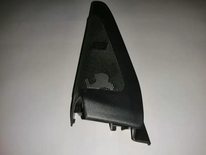 Toyota Prius (XW20) (2003 - 2009) 6749247020 Накладка бокового динамика — фото 1