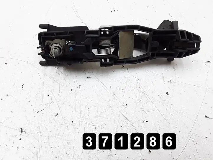 Mercedes-Benz C W203 (2000 - 2007) 2037600234 defect Наружная ручка двери — фото 4