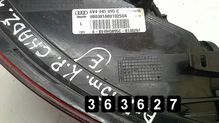 Audi A3/S3 8V (2012 - 2016) 4doors european 8v4945095c Задний фонарь в кузове — фото 6
