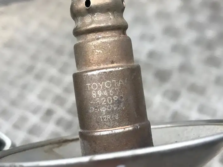 Toyota Yaris (2014 - 2019) 8946752080 Лямбда-зонд — фото 2