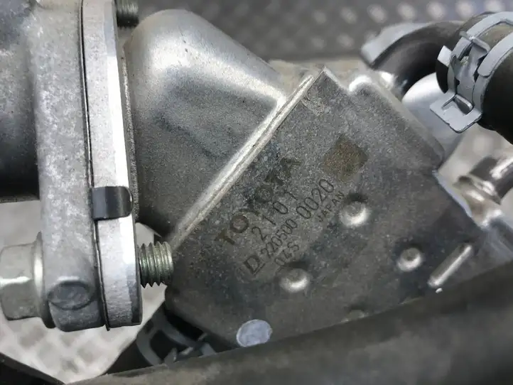 Toyota Yaris (2014 - 2019) 2205000020 Охладитель клапана EGR — фото 2