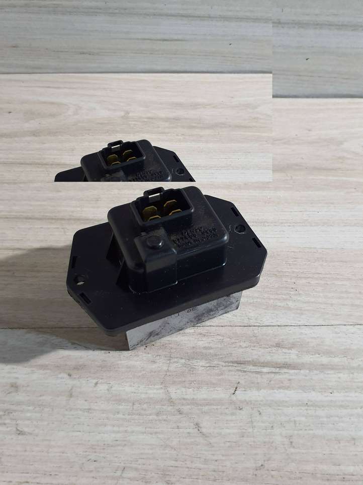 Honda Civic (2006 - 2011)  077800-0980 Реостат вентилятора печки