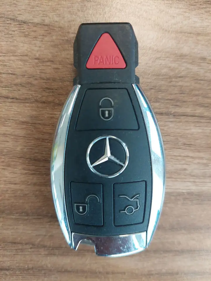 Mercedes-Benz CLA C117,X117,W117 (2013 - 2019) 7678473 Ключ зажигания — фото 1