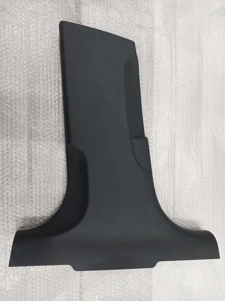 Audi A6 C7 (2011 - 2014) 4G0867239A Нижняя обшивка стойки B — фото 1
