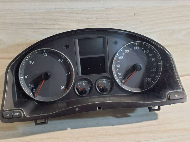 Volkswagen Golf V (2003 - 2009)  1K0920851H Спидометр (приборный щиток)