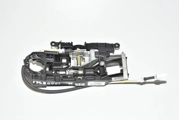 BMW M6 F06/F12/F13 (2012 - 2018) 7187227 Крепление наружной ручки передней двери — фото 3