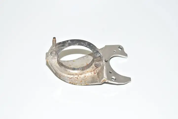 BMW M6 F06/F12/F13 (2012 - 2018) 7846045 Кронштейн глушителя — фото 3