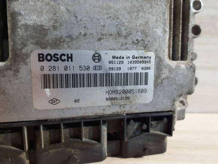 Opel Vivaro (2001 - 2006)  82008121960281011530 Блок управления двигателя