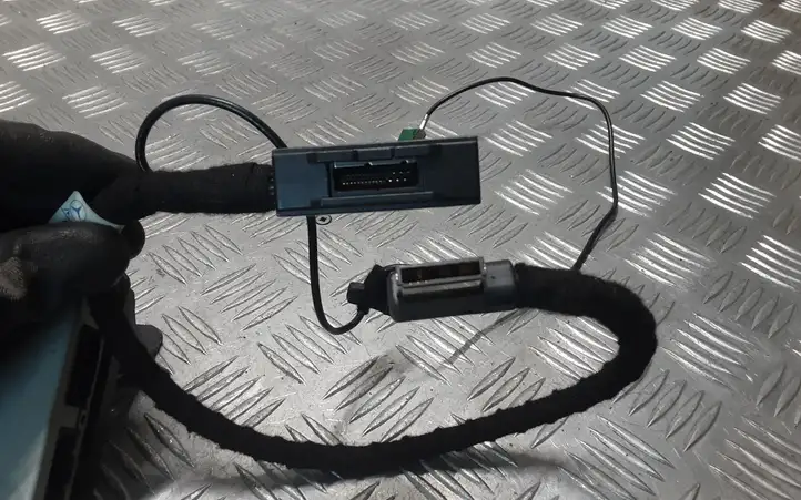 Mercedes-Benz C W204 (2007 - 2014)  A2049005704 Блок управления MMI