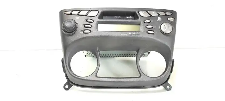 Nissan Almera Tino (2000 - 2003) 28113BN314 Магнитола / мультимедийная система — фото 1