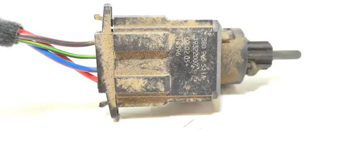 Seat Ibiza III (6L) (2002 - 2008)  3B0945511A Датчик тормозной педали