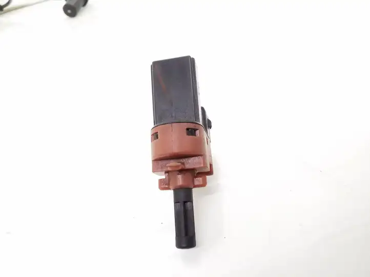 Mazda 6 (2002 - 2005) 2S6T7C534AA Датчик педали сцепления — фото 2