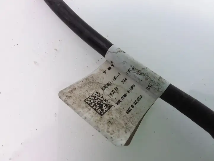 Tesla Model 3 (2017 - 2023) 109848300F Прочая электропроводка — фото 6