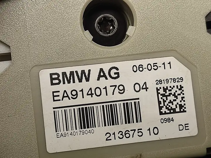 BMW 5 F10 F11 (2009 - 2016) 9140179 Усилитель антенны — фото 4