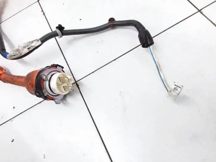 Toyota Auris E180 (2012 - 2018) 8216402030G Прочая электропроводка — фото 4