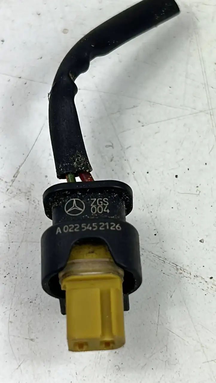 Mercedes-Benz E W213 (2016 - ) A0225452126 Прочая электропроводка — фото 1