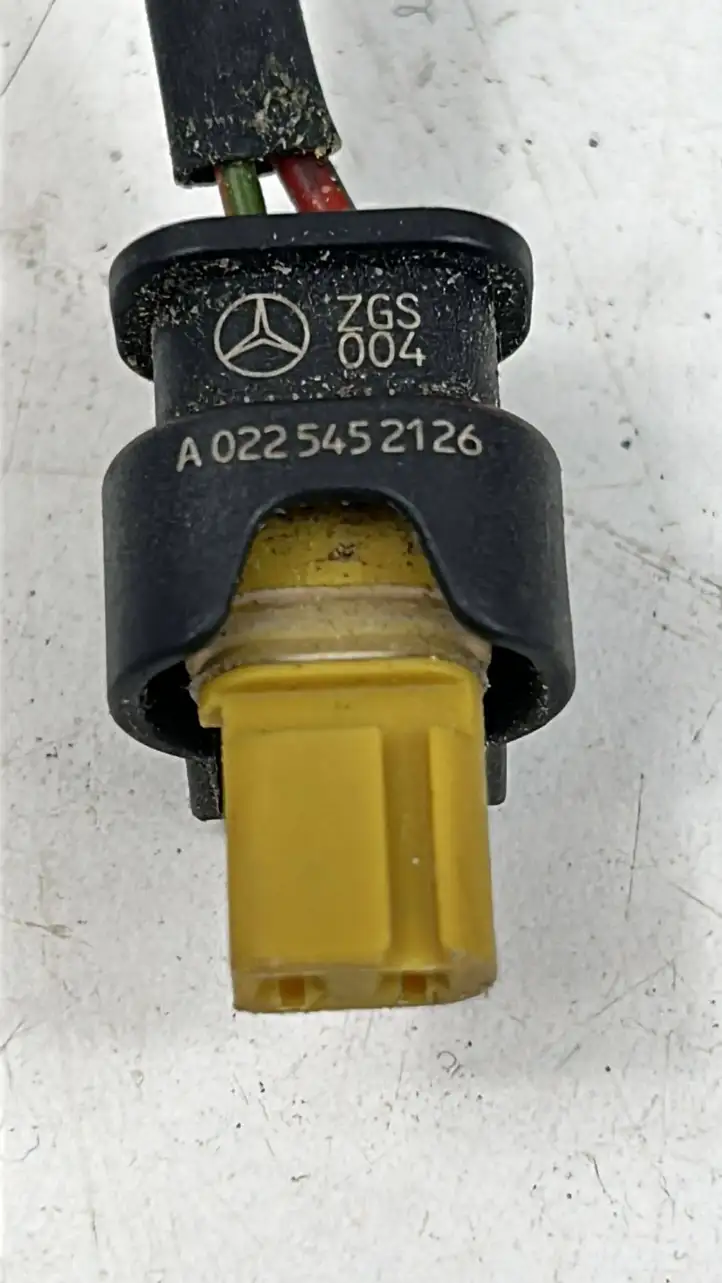 Mercedes-Benz E W213 (2016 - ) A0225452126 Прочая электропроводка — фото 4