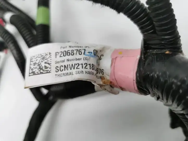 Tesla Model 3 (2017 - 2023) 2068767-00-C Прочая электропроводка — фото 2