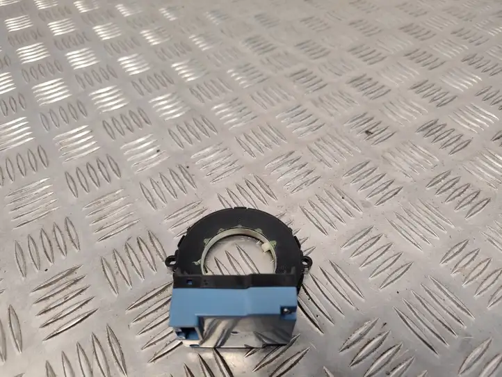 Toyota Avensis T270 (2009 - 2012)  8924505020 Датчик положения (угла) руля