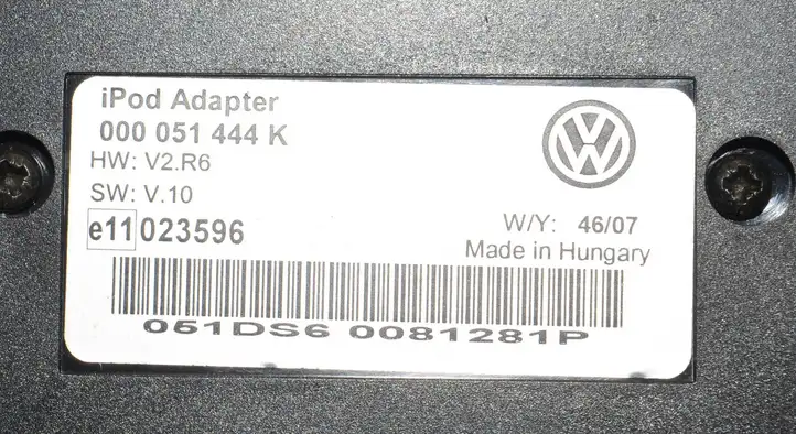 Volkswagen PASSAT B6 (2005 - 2010) 000051444K iPod разъем — фото 2