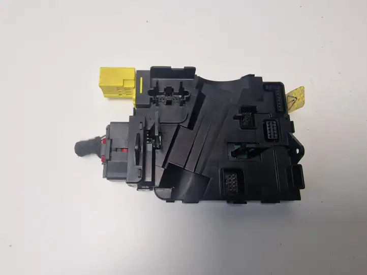 Audi A3/S3 8P (2008 - 2013) 8P0953549K Датчик угла поворота руля — фото 3