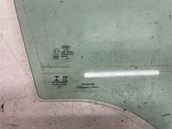 Audi A1 (2019 - ) 82G845202 Стекло передней двери — фото 2
