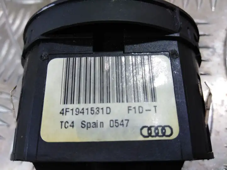 Audi A6 S6 C6 4F (2004 - 2008) 4F194153D Включатель фонарей — фото 4